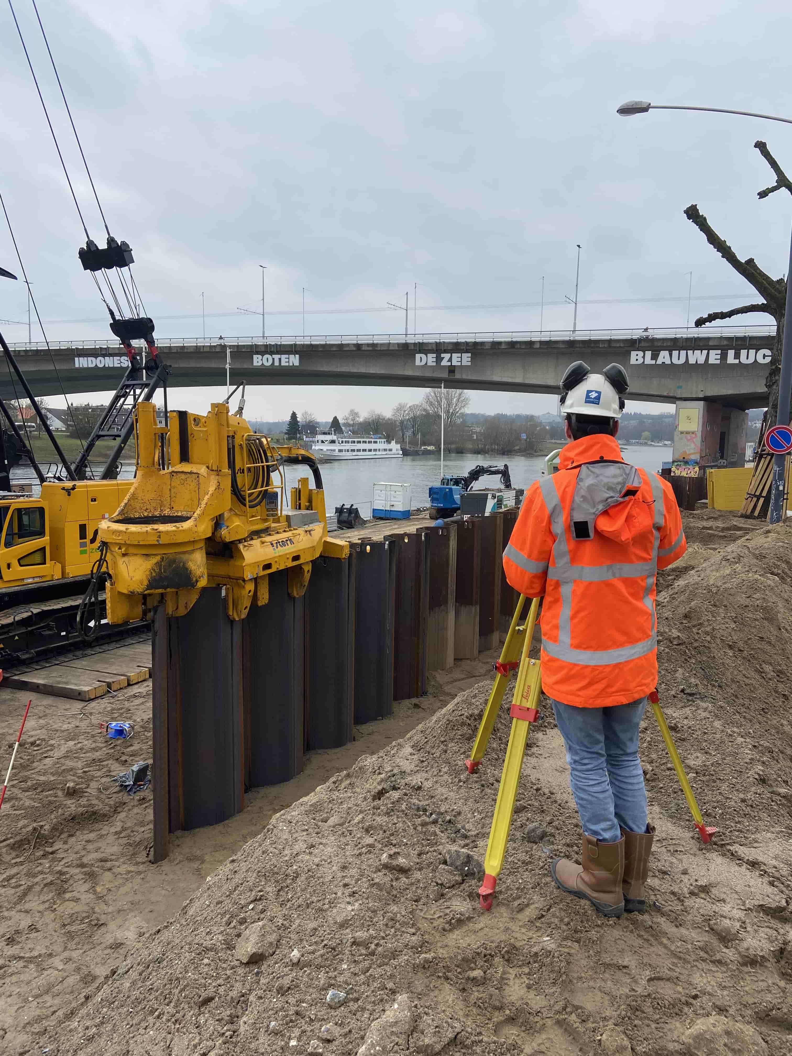 Dike reinforcement Rijnkade Arnhem 